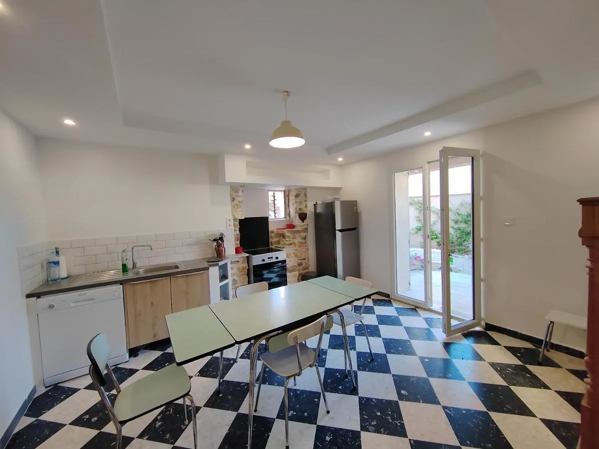 Maison Provencale Renovee Pernes-les-Fontaines Γαλλία